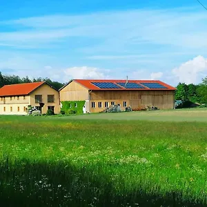 Apartman Niedergerner Alpaka Ranch, Haiming