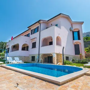 hotellátogatás